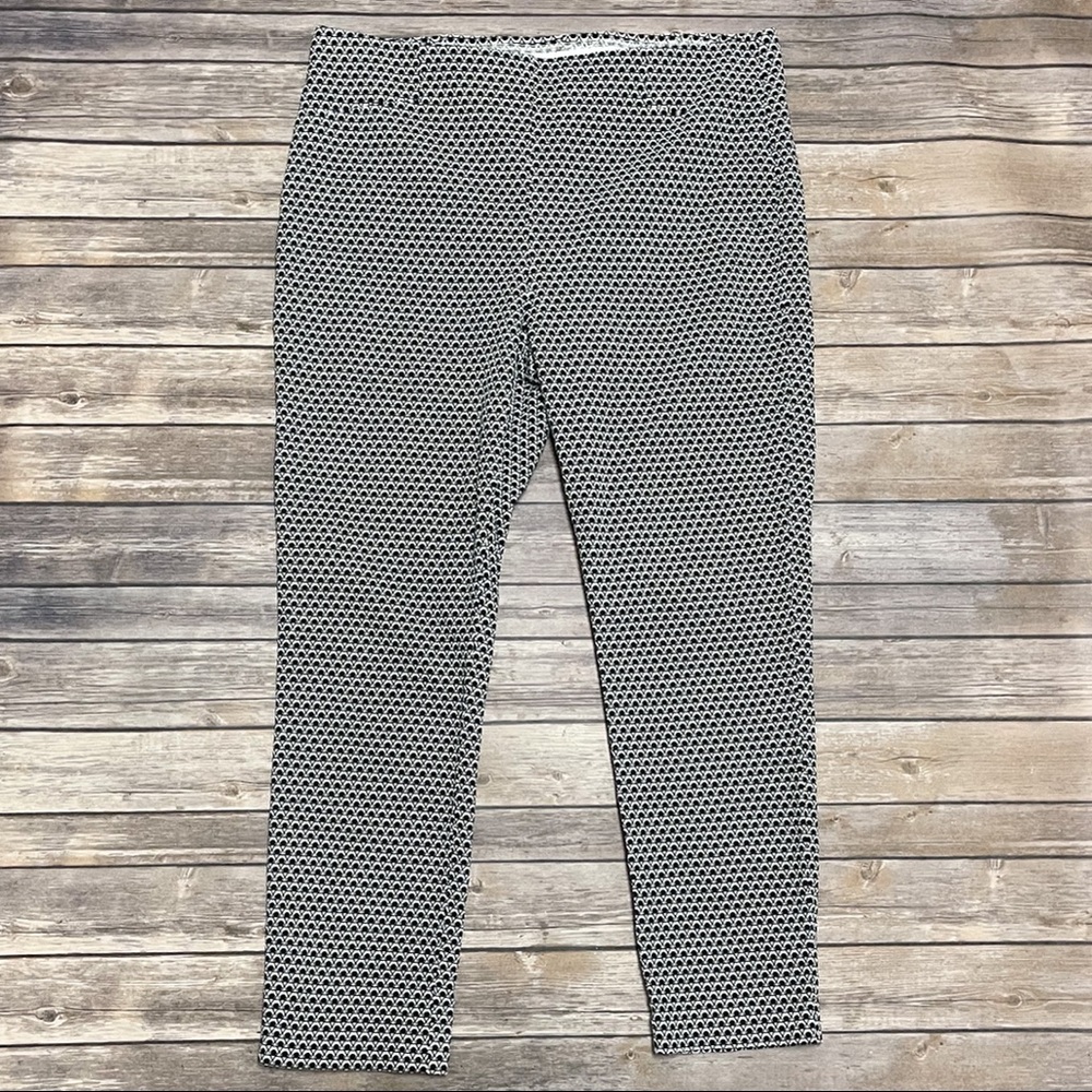 Chicos So Slimming Black White Geometric Leggings 2 Elastic Waistband Large